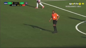 举国欢庆🎊佛得角晋级世界杯后全场沸腾，球员掩面哭泣球迷冲场