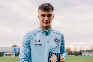 全市场：国米外租小将斯坦科维奇，当选比甲10月最佳球员